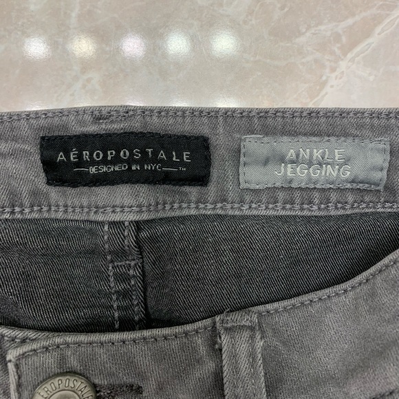 Gray Jegging - Picture 5 of 6